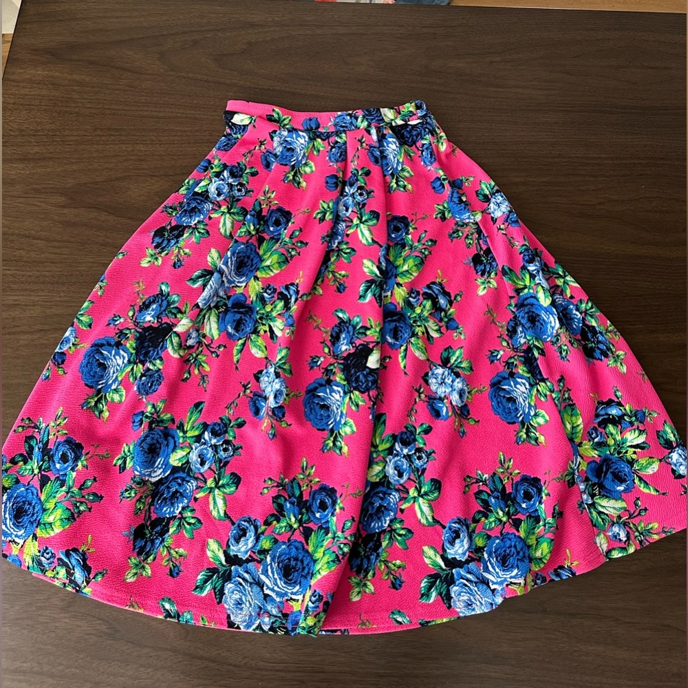 New Look pink floral skirt size 2